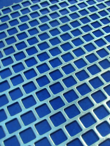 square-hole-perforated-cladding-vivdh